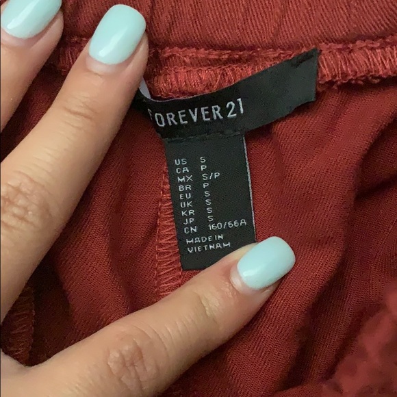 Loose shorts! - Picture 3 of 4